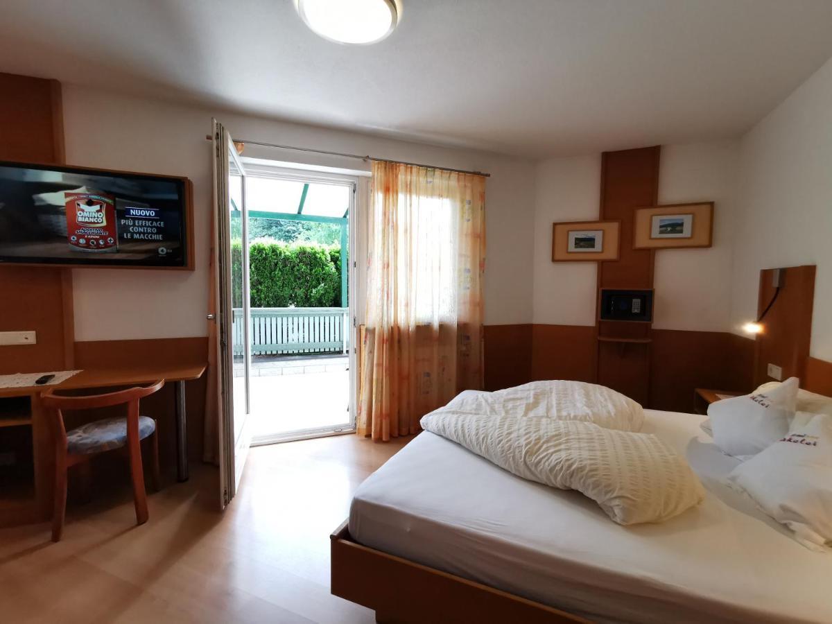 Hotel Akelei Brunico Eksteriør bilde