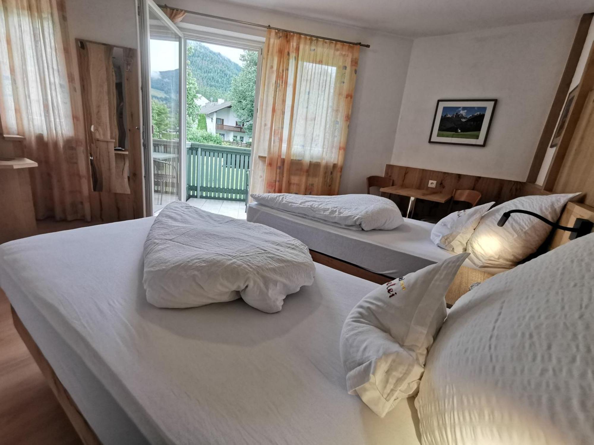 Hotel Akelei Brunico Eksteriør bilde