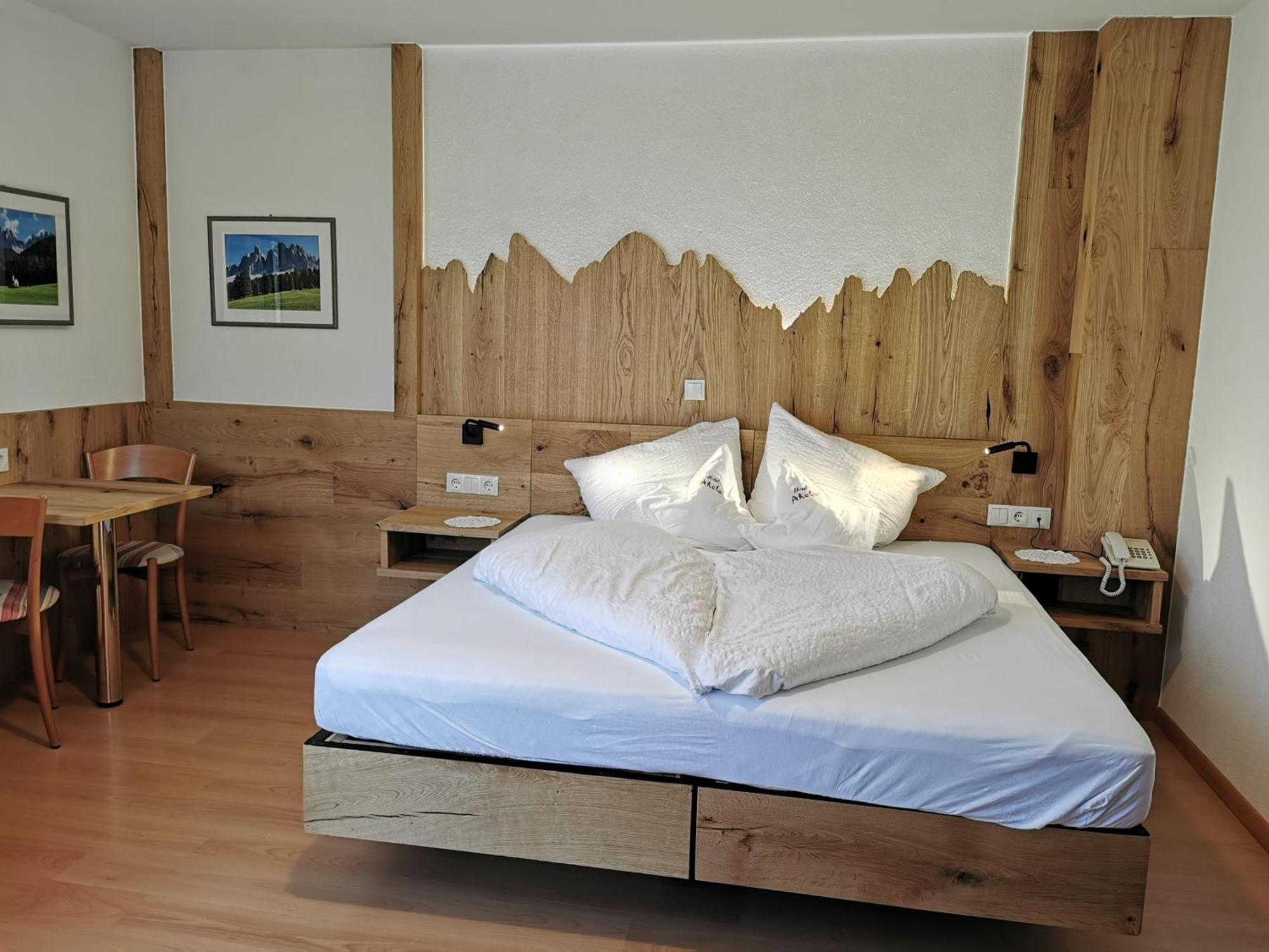 Hotel Akelei Brunico Eksteriør bilde