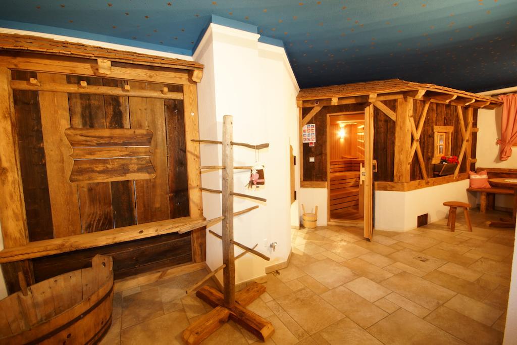 Hotel Akelei Brunico Eksteriør bilde